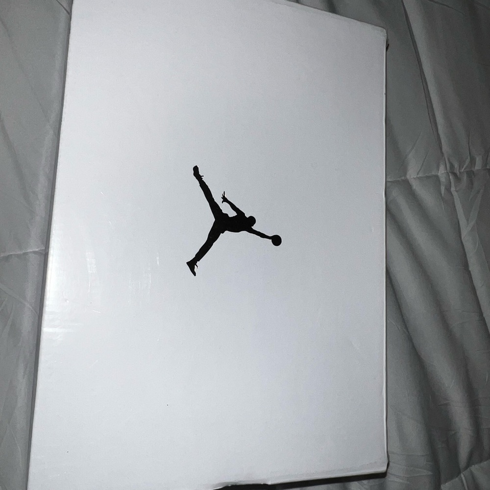 Nike Women's Shoes - White and Black